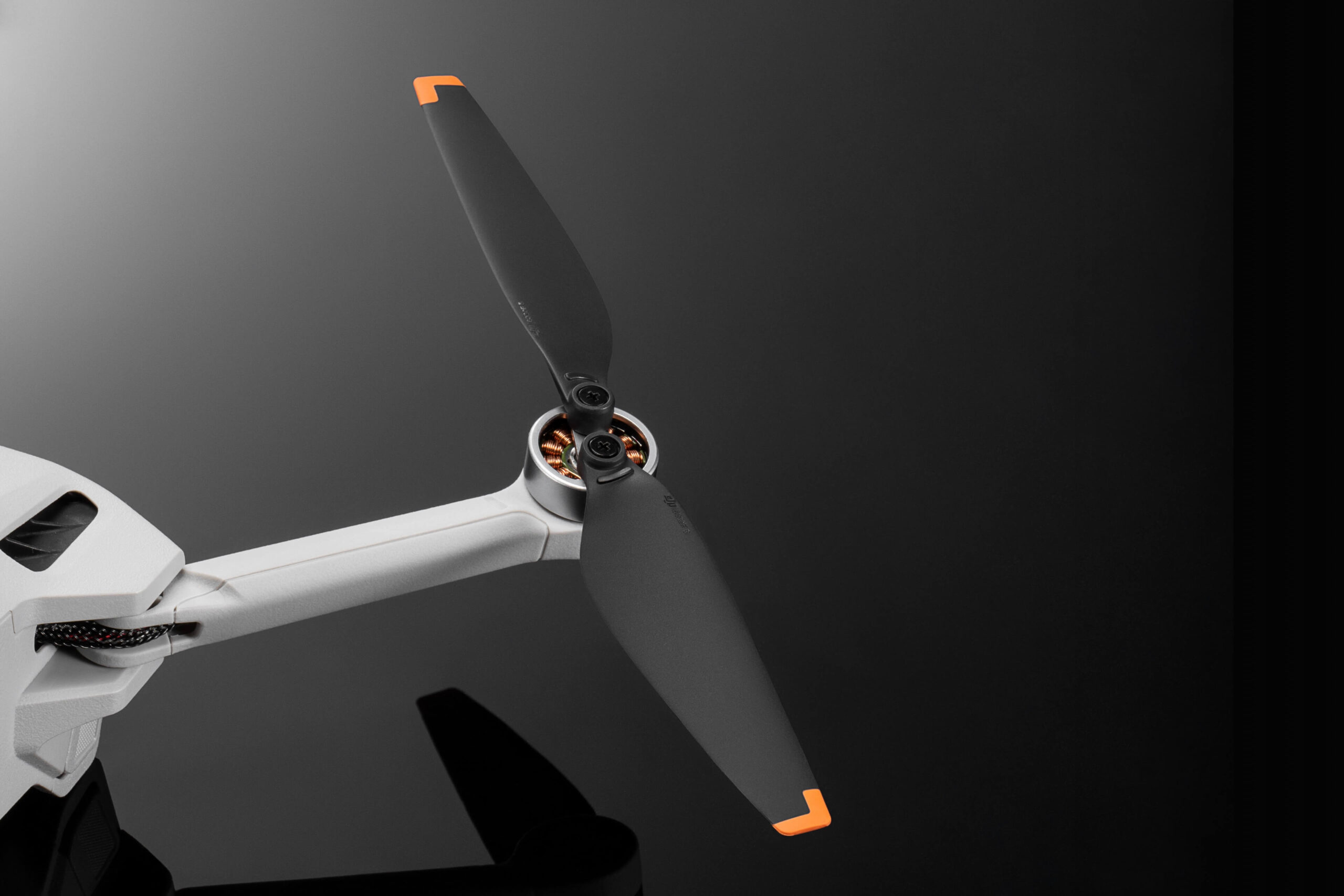 ملخ اورجینال لیتو X1 و لیتور‌۱ | DJI Mini 3/Lito Series Propellers